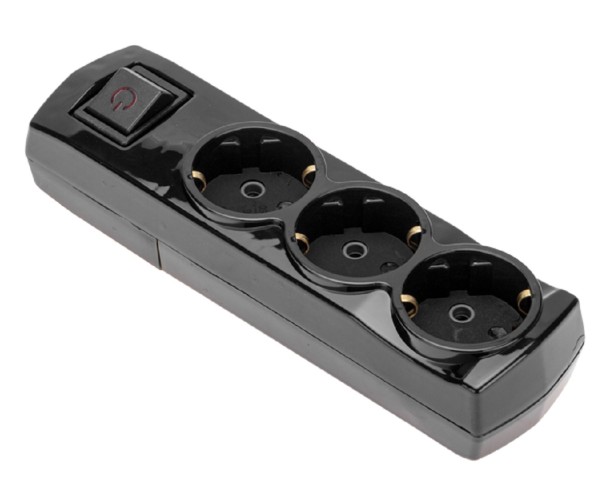 Колодка REXANT 13-4405 PREMIUM 3 гнезда, с/з, с выкл., черный