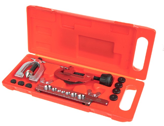 Набор для развальцовки тормозных трубок ARNEZI R7703032 с труборезом 10 предметов