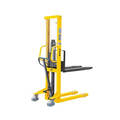 Штабелер самоходный Zowell XEA 1233