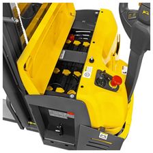 Штабелер электрический самоходный SMARTLIFT CDDR15-III (1500 кг; 4,5 м; li-ion 24В / 225Ач) - изображение 4